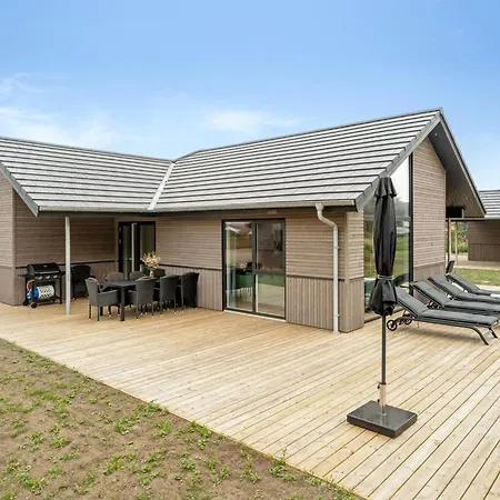 Ylermi - 600m From The Sea By Interhome