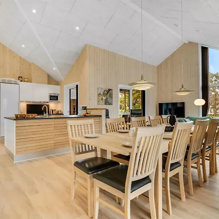 Dom wakacyjny Ylermi - 600m From The Sea By Interhome