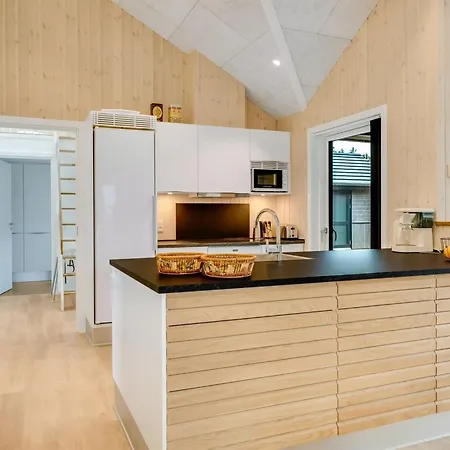 Ylermi - 600m From The Sea By Interhome Thisted